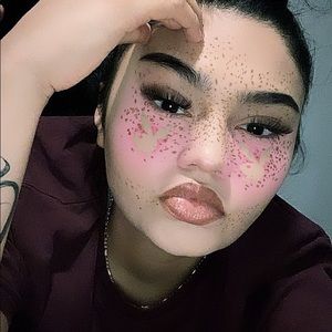 Meet your Posher, Briana